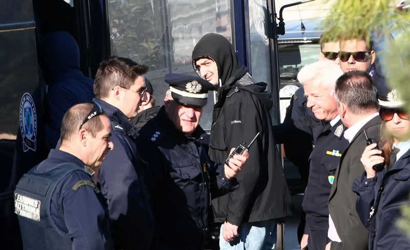 Συγκλονιστικές εικόνες από τα επεισόδια Σέρβων και Κροατών (photos)