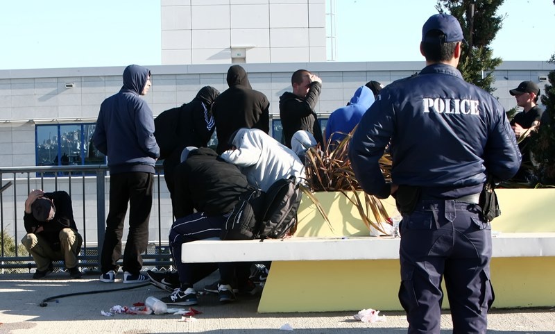 Συγκλονιστικές εικόνες από τα επεισόδια Σέρβων και Κροατών (photos)