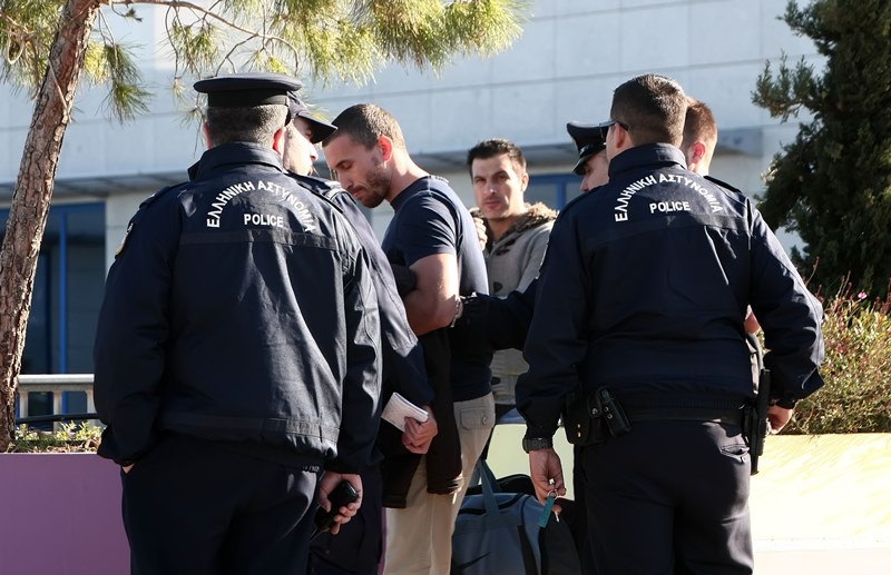 Συγκλονιστικές εικόνες από τα επεισόδια Σέρβων και Κροατών (photos)