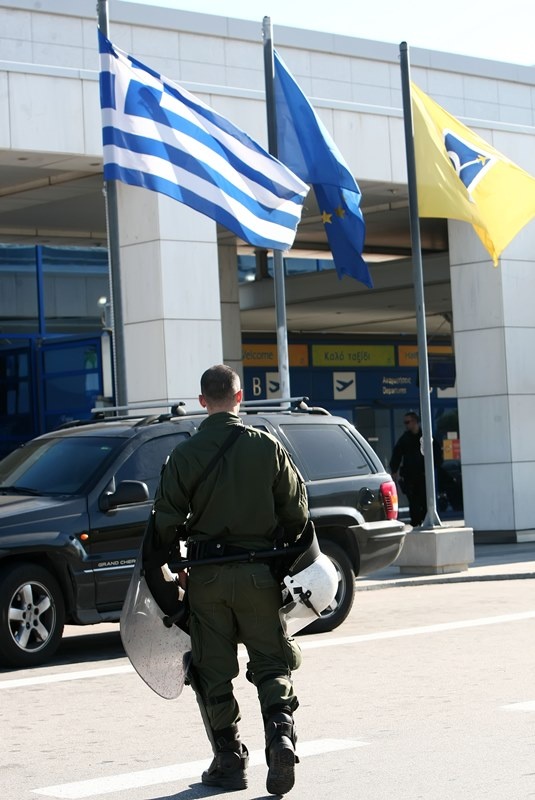 Συγκλονιστικές εικόνες από τα επεισόδια Σέρβων και Κροατών (photos)