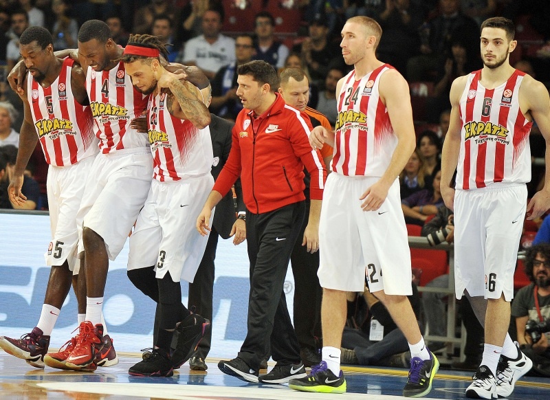 Καρέ-καρέ ο τραυματισμός του Γιανγκ! (photos)