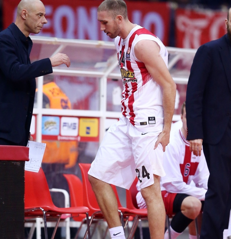 Καρέ-καρέ ο τραυματισμός του Λοτζέσκι (photos)