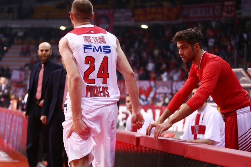 Καρέ-καρέ ο τραυματισμός του Λοτζέσκι (photos)