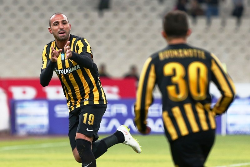 ΑΕΚ: Έβγαλε τα… πιστόλια ο Τζιμπούρ! (photos)