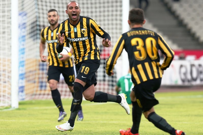 ΑΕΚ: Έβγαλε τα… πιστόλια ο Τζιμπούρ! (photos)