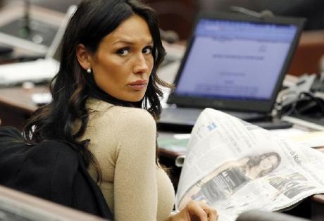 Ποια πρώην πολιτικός δέχτηκε να παίξει σε «ροζ» ταινία!