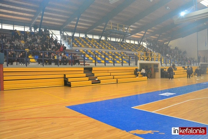 Απίστευτο ξύλο σε αγώνα σχολικού πρωταθλήματος Κεφαλλονιάς! (photos)
