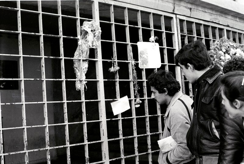 Ολυμπιακός-Θύρα 7: Έγινε... 35 η μαύρη επέτειος (photos+videos)