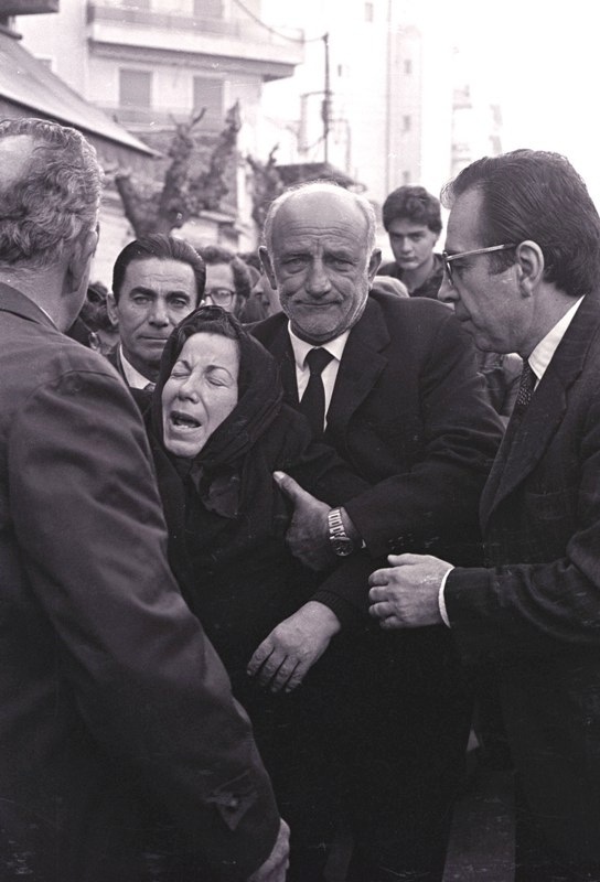 Ολυμπιακός-Θύρα 7: Έγινε... 35 η μαύρη επέτειος (photos+videos)
