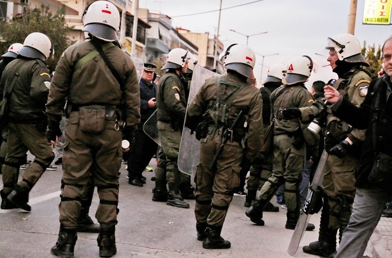 Ατρόμητος - Παναθηναϊκός: Πορεία των «πράσινων» οπαδών στο Περιστέρι (photos)