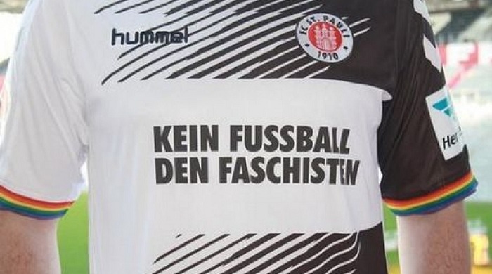 Αντιφασιστικό μήνυμα στη φανέλα της Ζανκτ Πάουλι! (photos)