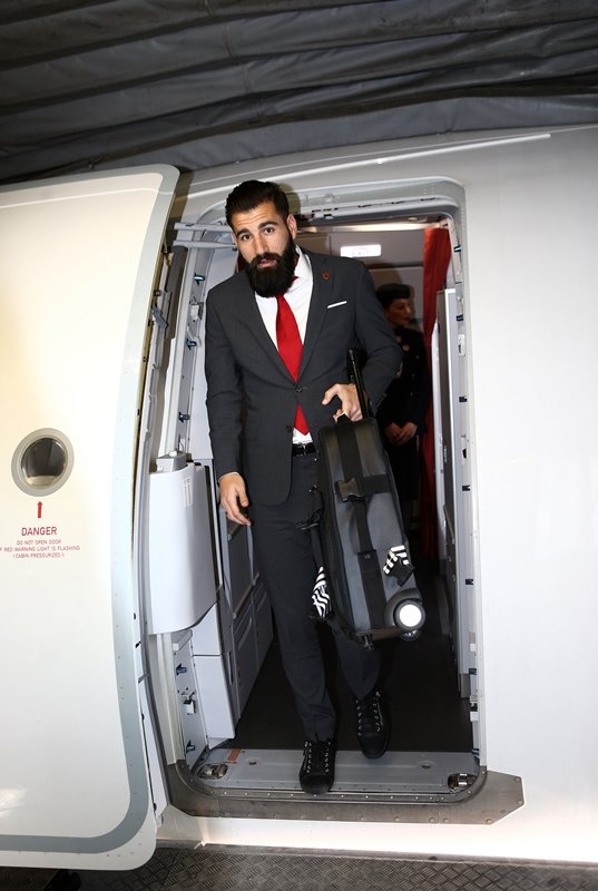 Ολυμπιακός: Στις Βρυξέλλες με κρύο (photos+video)