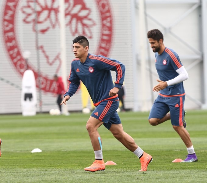 Ολυμπιακός: Ανατροπή με Σιόβα και Ερνάνι! (photos+video)