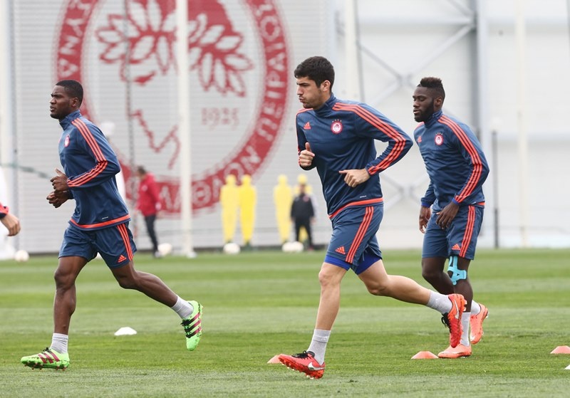 Ολυμπιακός: Ανατροπή με Σιόβα και Ερνάνι! (photos+video)