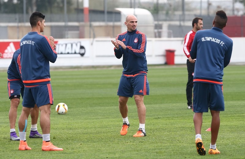 Ολυμπιακός: Ανατροπή με Σιόβα και Ερνάνι! (photos+video)