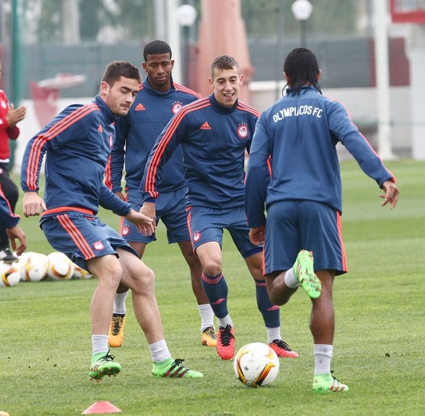 Ολυμπιακός: Ανατροπή με Σιόβα και Ερνάνι! (photos+video)