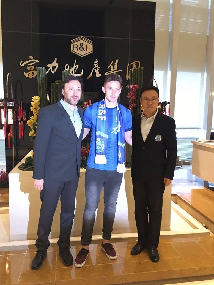 Υπέγραψε ο Γιάννου (photo)