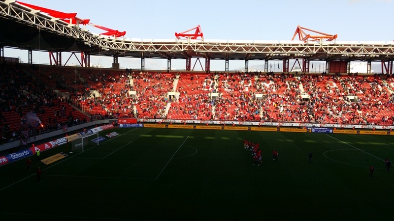 Ολυμπιακός: «Ερυθρόλευκοι» πανηγυρισμοί για την κούπα (photos+video)