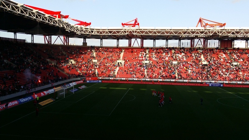 Ολυμπιακός: «Ερυθρόλευκοι» πανηγυρισμοί για την κούπα (photos+video)