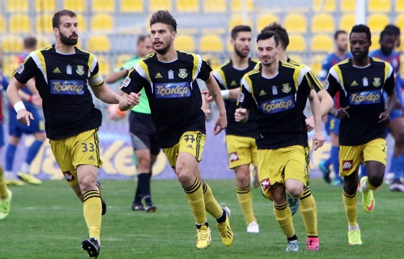 Ανατροπή και κορυφή για Κέρκυρα! (photos)