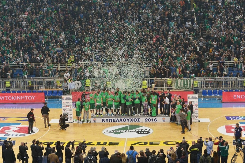 Έτσι το σήκωσε ο Διαμαντίδης (photos)