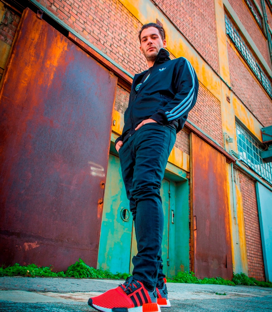 NMD:  RE_DISCOVER ATHENS