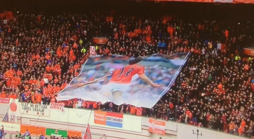 Δάκρυσε το Άμστερνταμ για τον Κρόιφ! (video, photos)