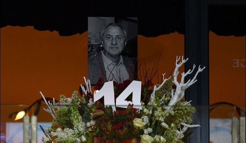 Δάκρυσε το Άμστερνταμ για τον Κρόιφ! (video, photos)