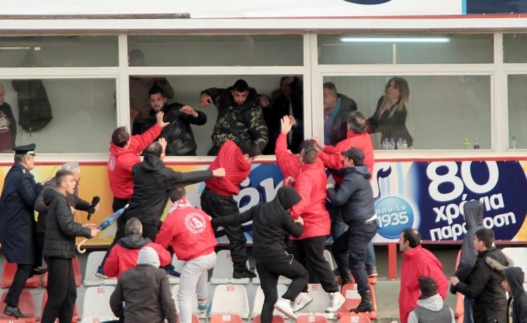 Τρελό ξύλο στο Πανσερραϊκός-Τρίκαλα! (photos+video)
