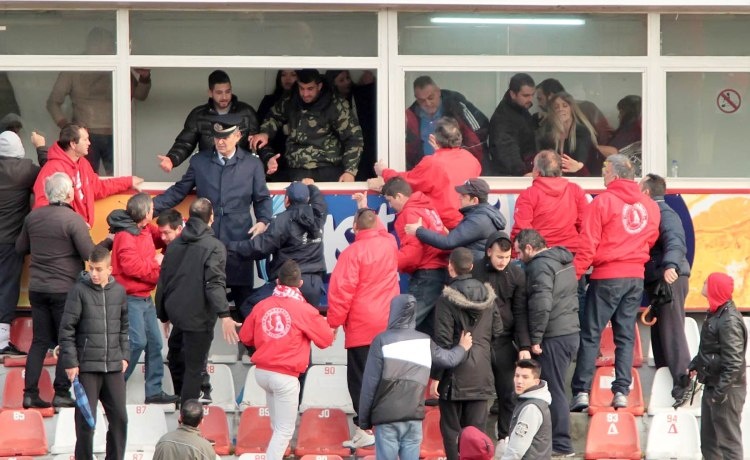 Τρελό ξύλο στο Πανσερραϊκός-Τρίκαλα! (photos+video)