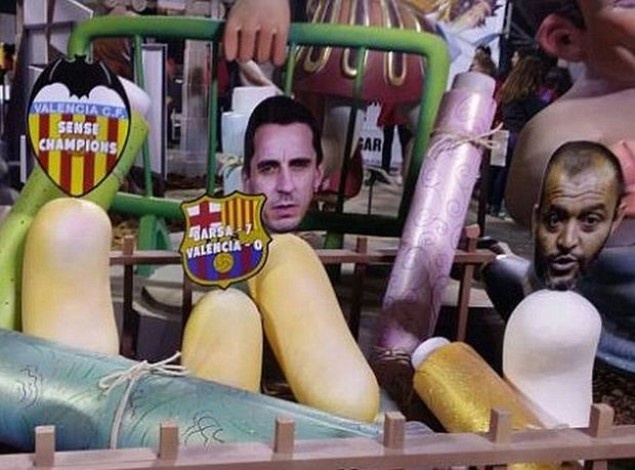 Persona non grata ο Νέβιλ στη Βαλένθια! (photo)