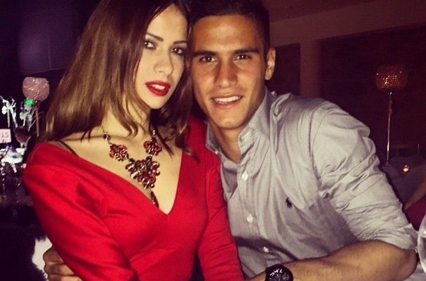 Μας… τέλειωσε η αγαπημένη γνωστού ποδοσφαιριστή! (photos)