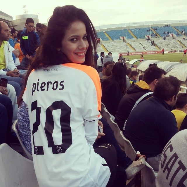 Μας… τέλειωσε η αγαπημένη γνωστού ποδοσφαιριστή! (photos)