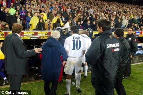 El Clasico: Οι αξέχαστες στιγμές του Καμπ Νόου (photos+videos)