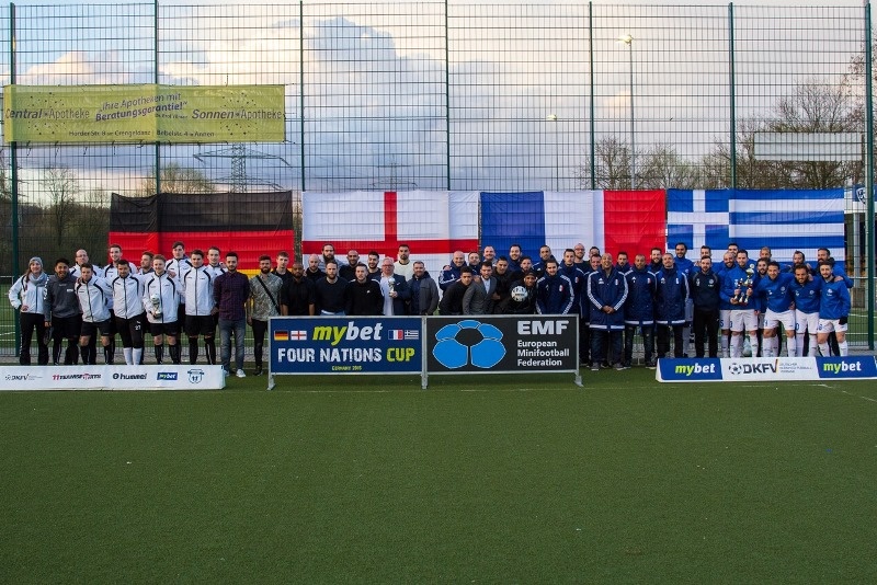 Σήκωσε το τιμημένο η Ελληνική Ομάδα minifootball! (photos)