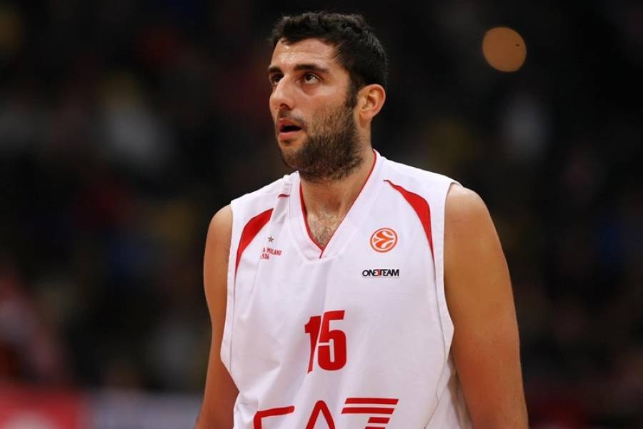 Ο Μπουρούσης, η Λαμποράλ και ο... αγαπημένος του Παναθηναϊκός! (photos+videos)