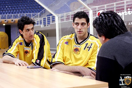 Ο Μπουρούσης, η Λαμποράλ και ο... αγαπημένος του Παναθηναϊκός! (photos+videos)