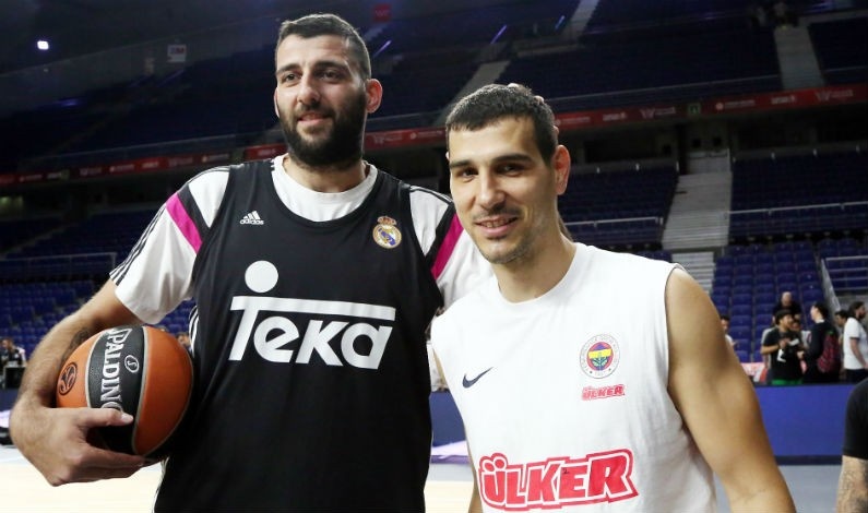 Ο Μπουρούσης, η Λαμποράλ και ο... αγαπημένος του Παναθηναϊκός! (photos+videos)