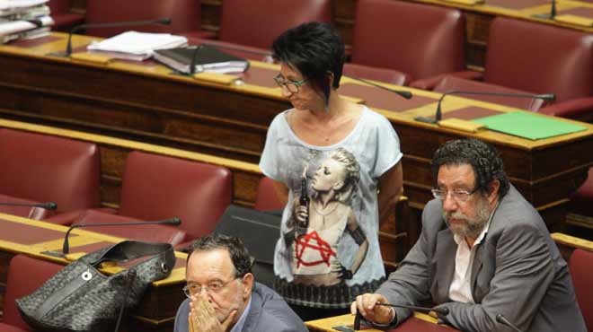 Είναι κουρασμένα τα παιδιά, μια χώρα… γκρέμισαν!