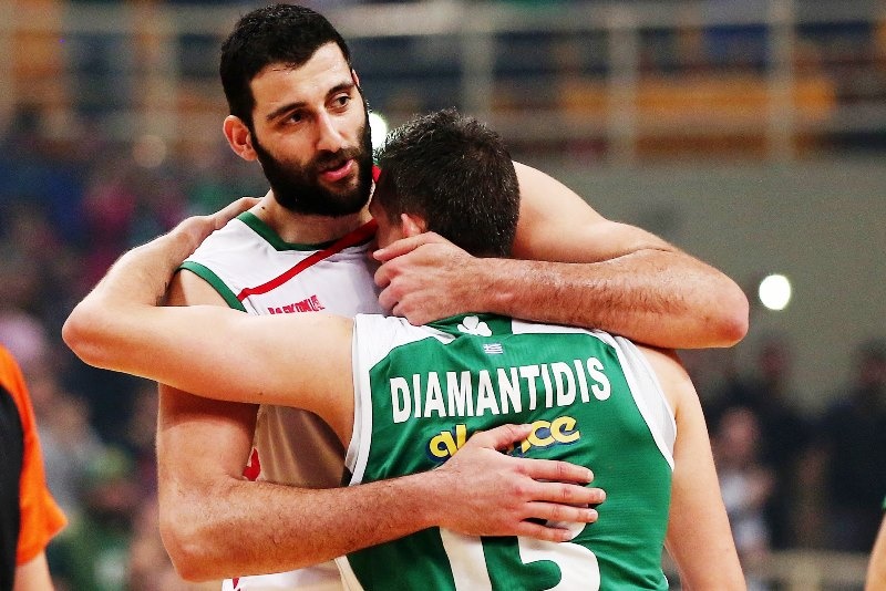 Συγκινητικό «αντίο» Μπουρούση σε Διαμαντίδη (photos)