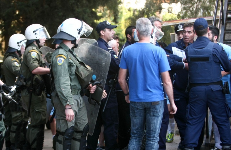 Ξύλο και κυνηγητό στο Κηφισιά-Αστέρας Βάρης! (photos)