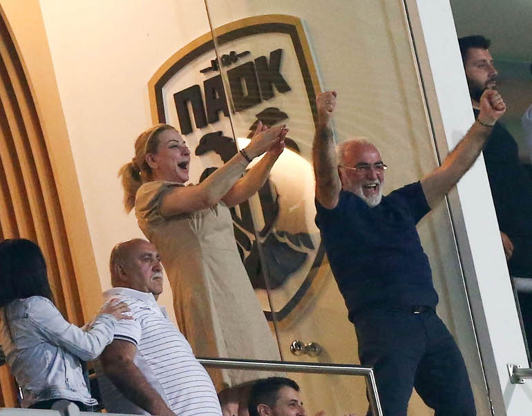 Τρελάθηκε με το Champions League ο Ιβάν Σαββίδης (photos)