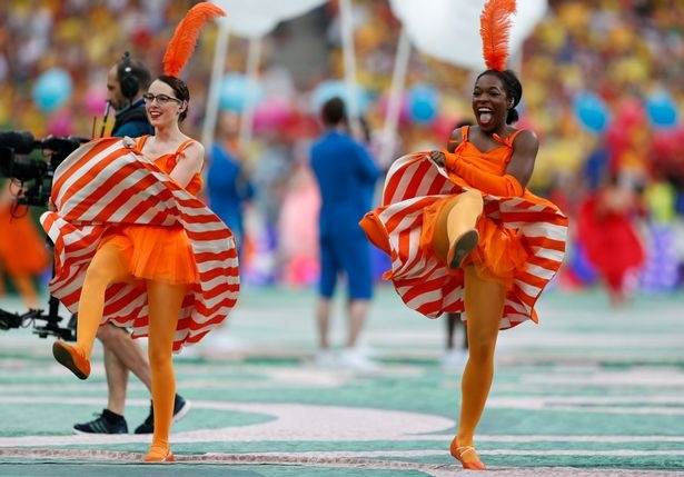 Euro 2016: Φαντασμαγορική τελετή έναρξης! (photos, video)
