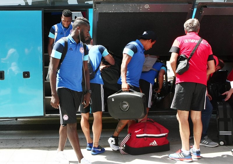Ολυμπιακός: Έφυγε για Αυστρία (photos)