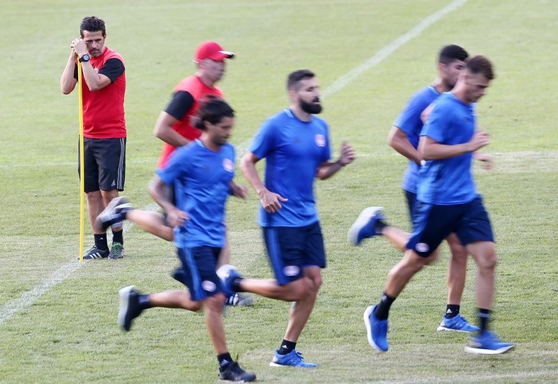 Ολυμπιακός: Η τελευταία προπόνηση του Σίλβα (photos)