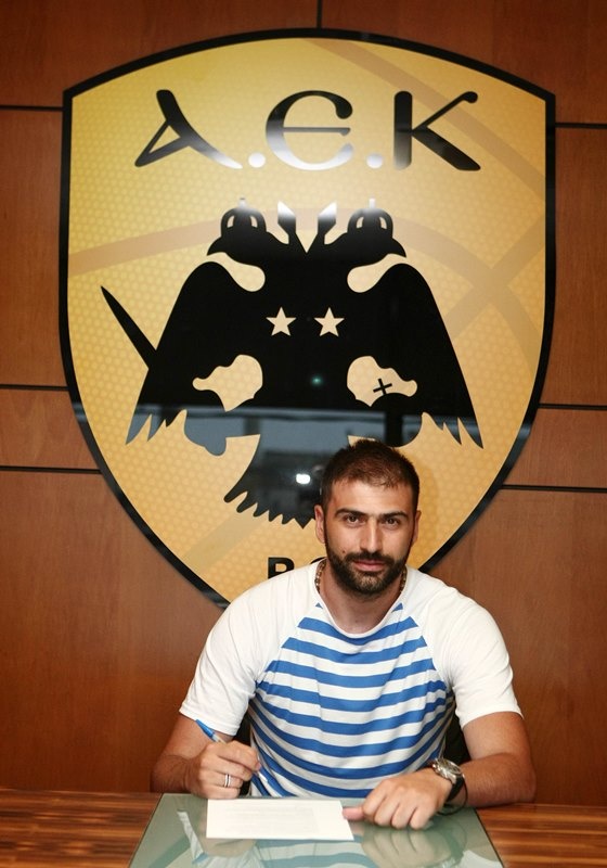 ΑΕΚ: Ανακοινώθηκε ο Βασιλειάδης (photos)