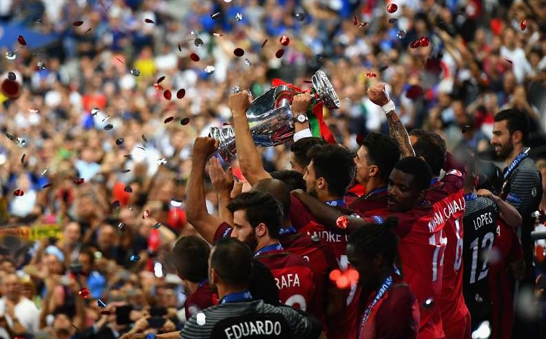 Euro 2016: Μία εικόνα αξίζει 1000 λέξεις, 30 εικόνες πόσες; (photos)