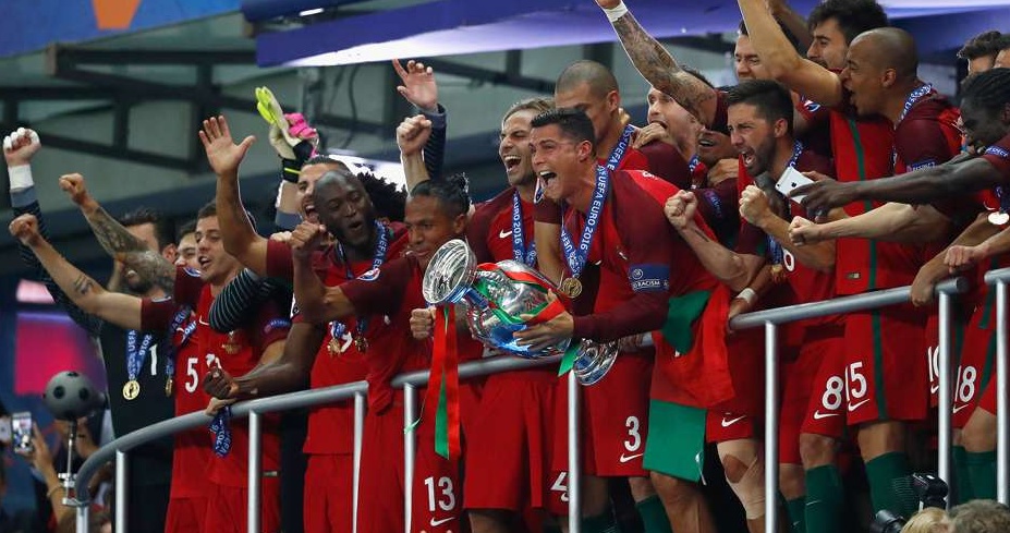 Euro 2016: Μία εικόνα αξίζει 1000 λέξεις, 30 εικόνες πόσες; (photos)