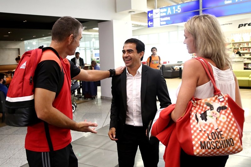 Ολυμπιακός: Πέταξε με Βίκτορ και… Ιμπαγάσα στην Πόλη! (photos)