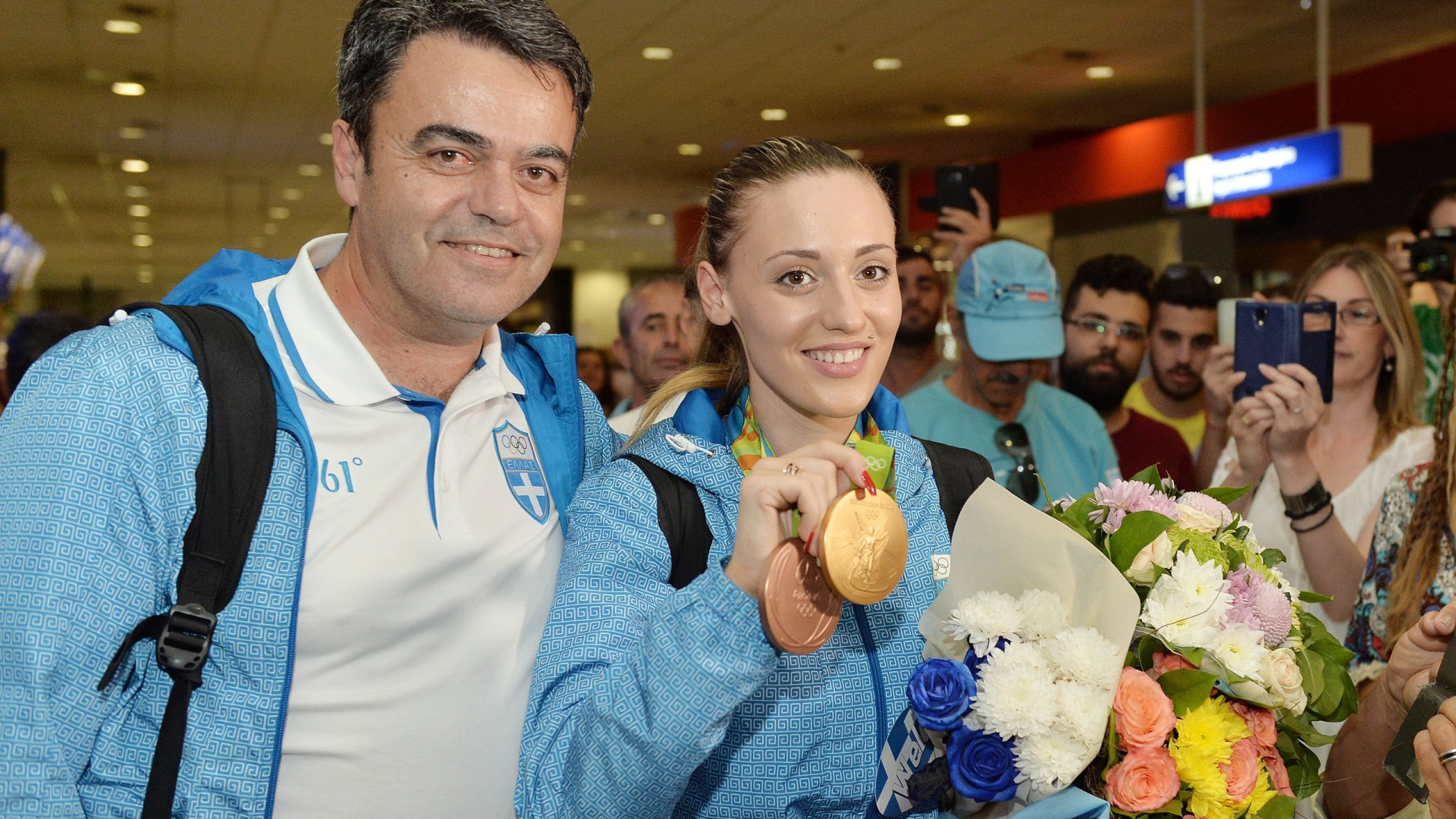 Ρίο 2016: Τρελή αποθέωση στην άφιξη της Κορακάκη! (photos)